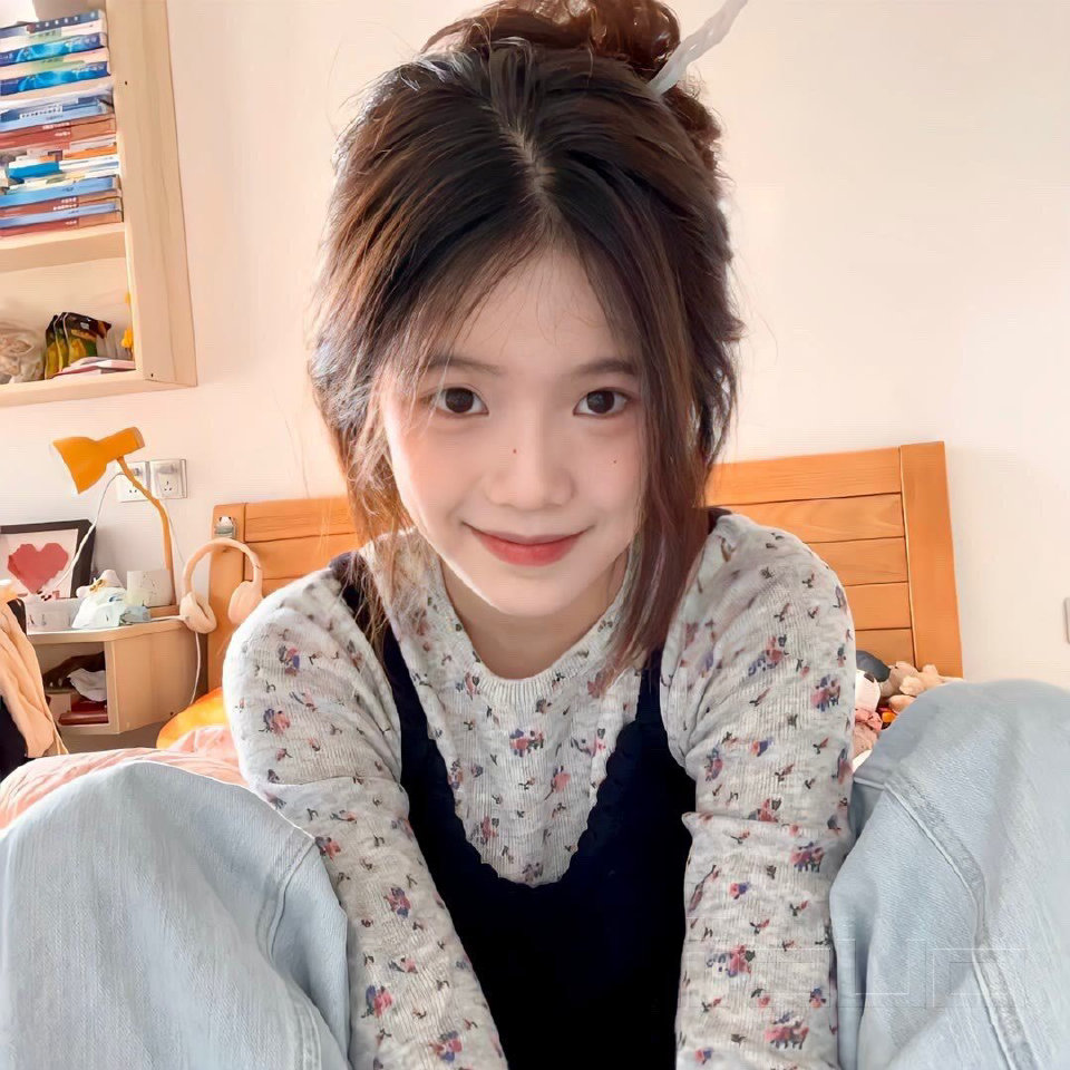 我放弃白月光，他递来朱砂痣